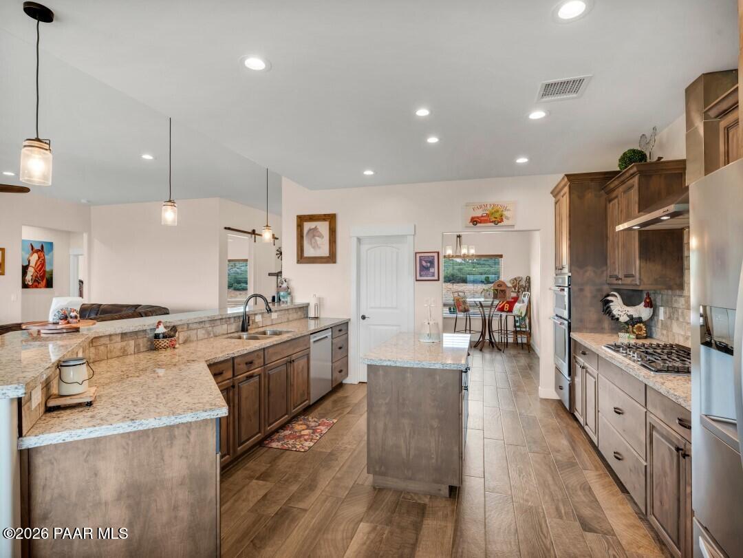 15935 E Lone Fox Trail