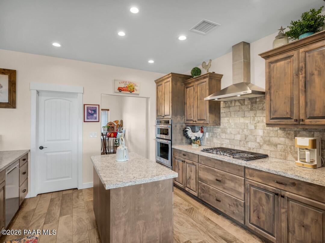 15935 E Lone Fox Trail