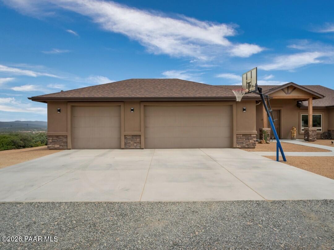 15935 E Lone Fox Trail