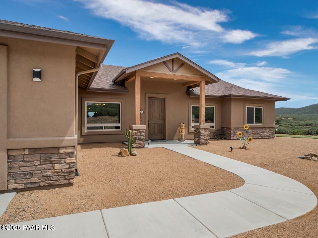 15935 E Lone Fox Trail