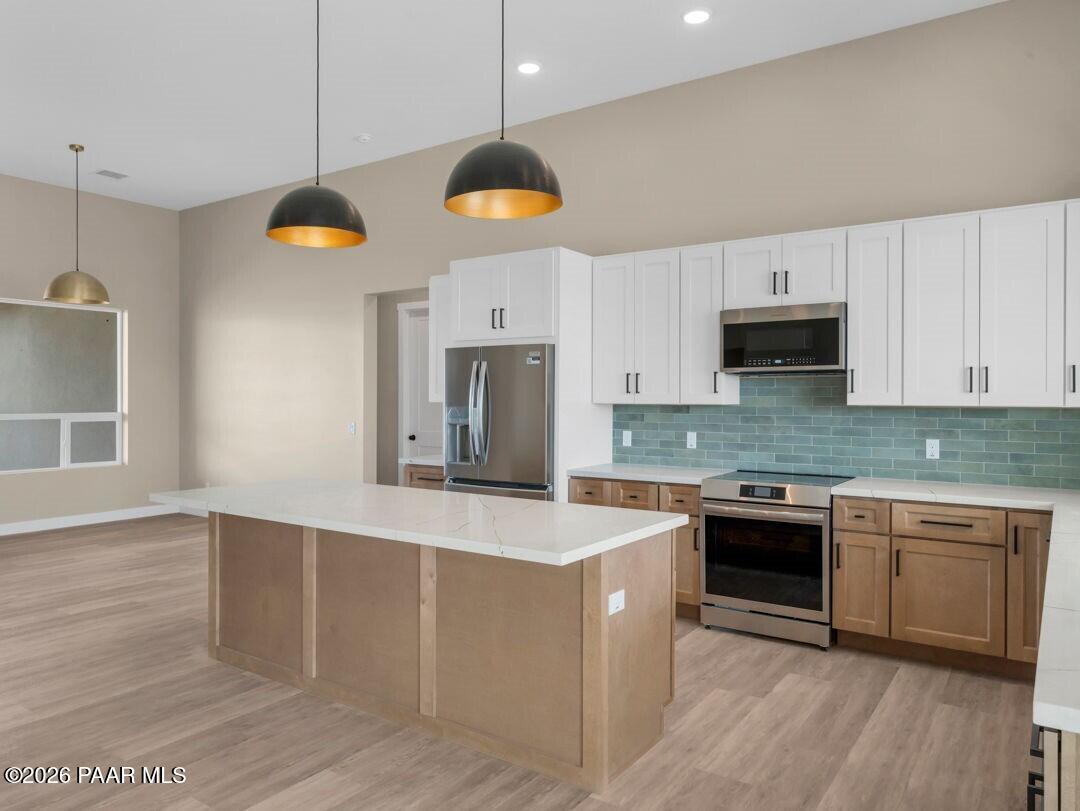6119 E Augie Lane
