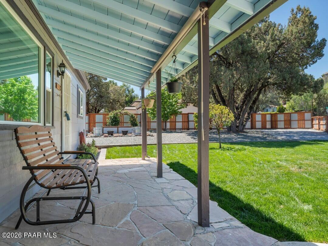 305 Robinson Drive