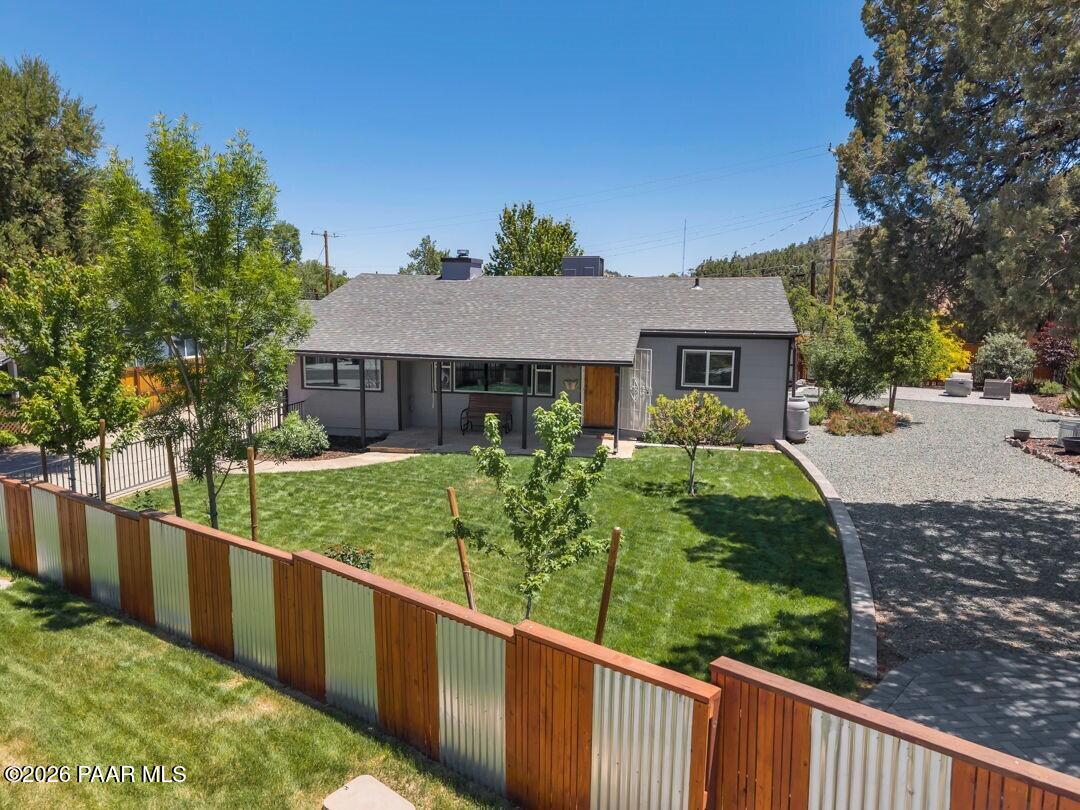 305 Robinson Drive