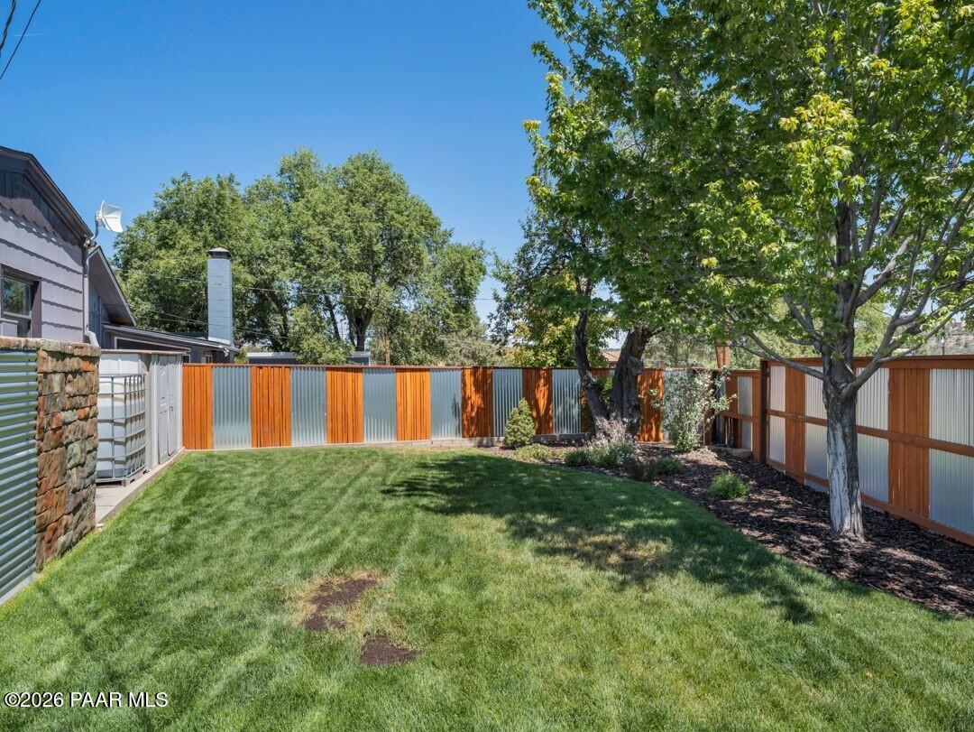 305 Robinson Drive