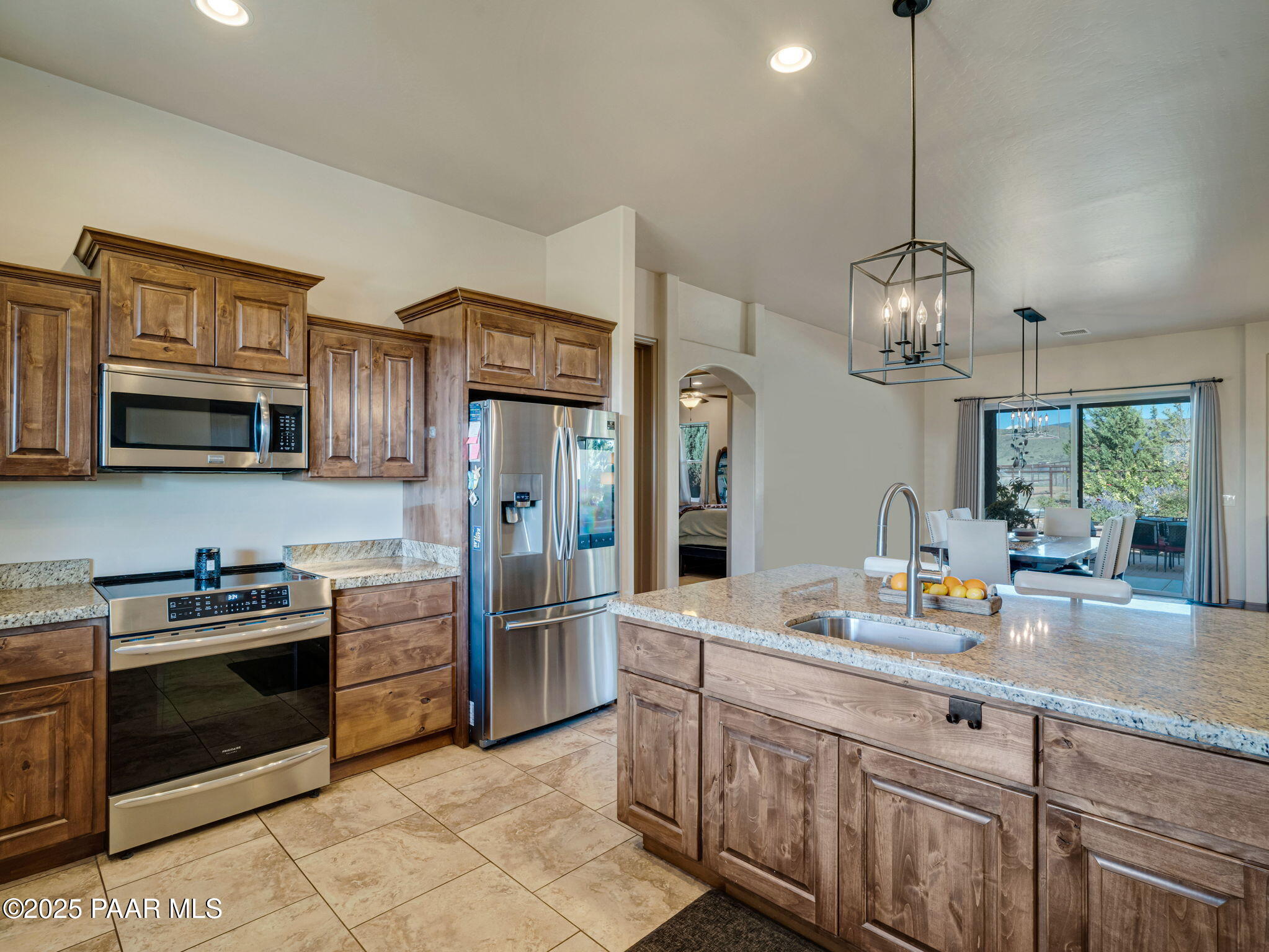 8833 N Grass Valley Lane