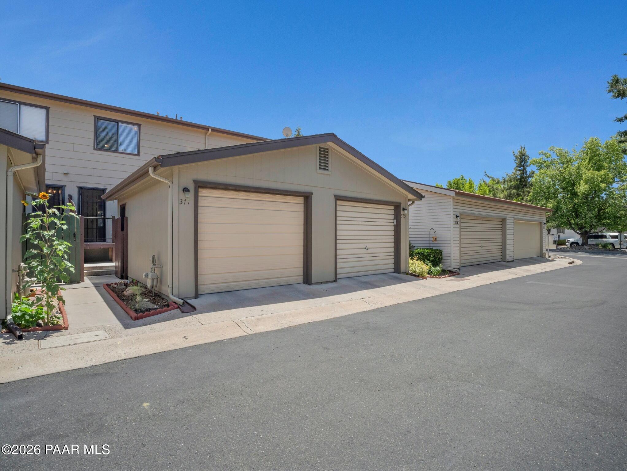 371 Rim Rock Circle