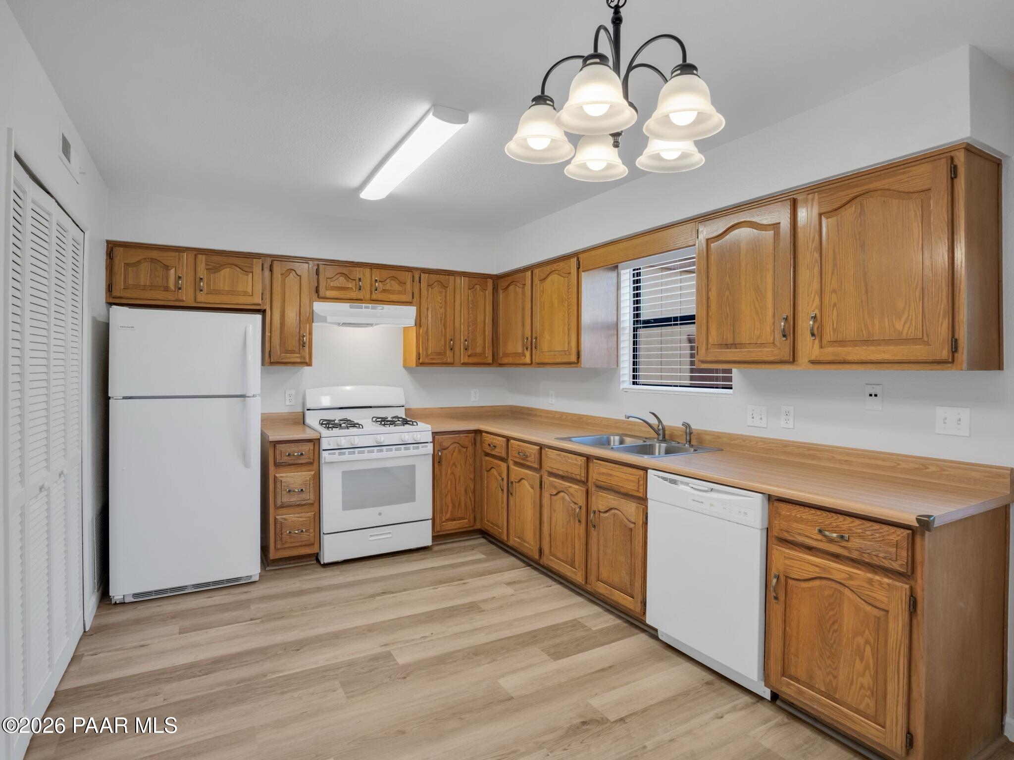 371 Rim Rock Circle