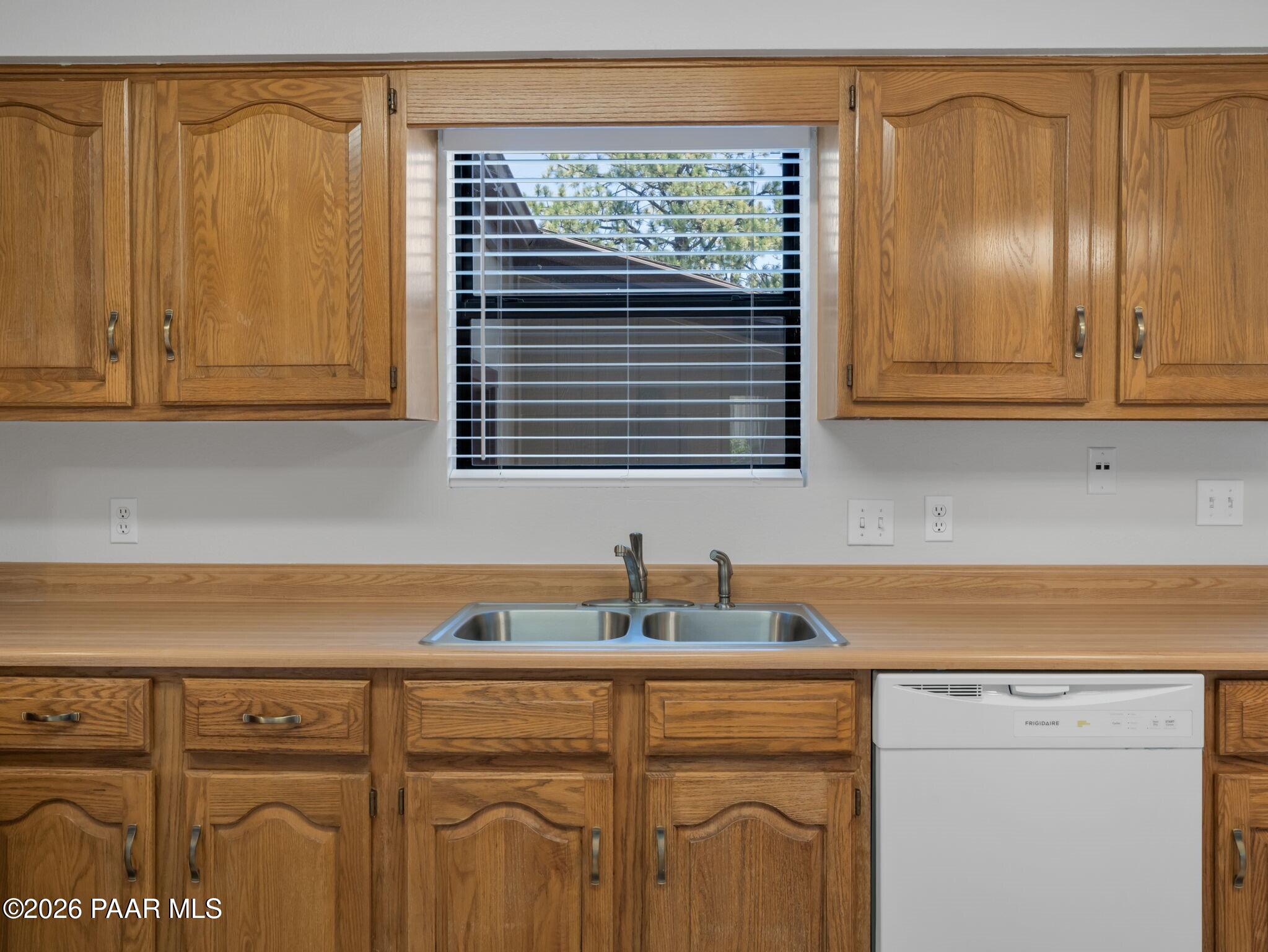 371 Rim Rock Circle