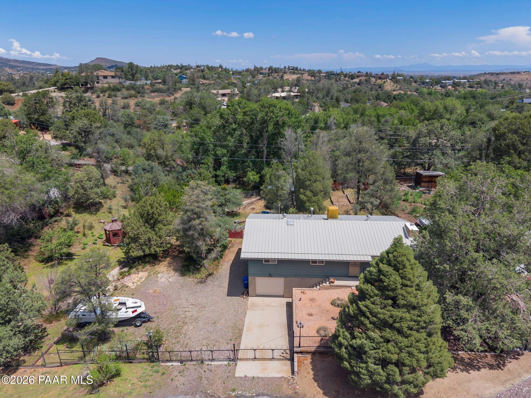 614 Mingus Avenue