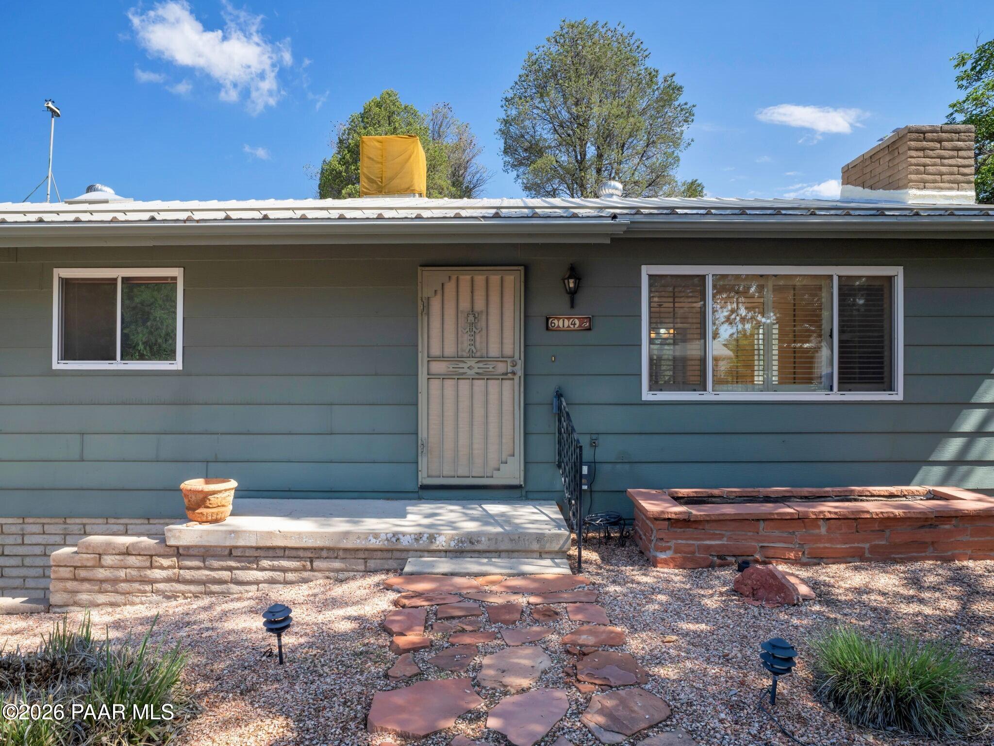 614 Mingus Avenue