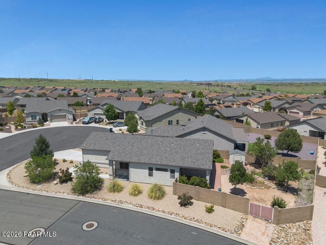 5719 N Hudson Court