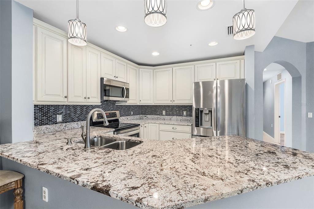 3952 POMODORO CIR #302