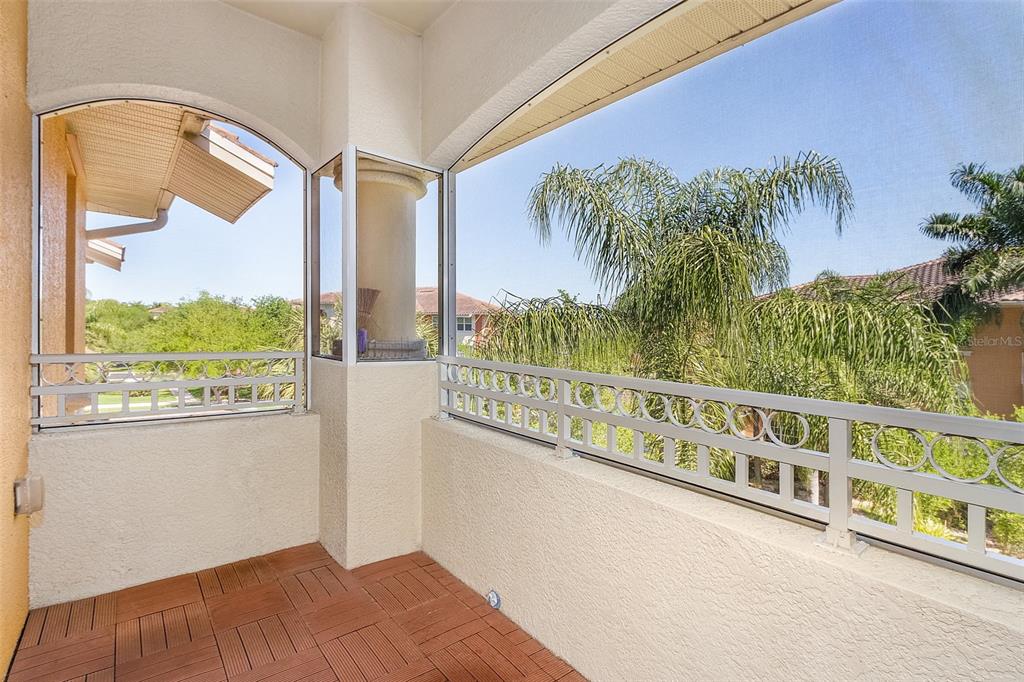 3952 POMODORO CIR #302