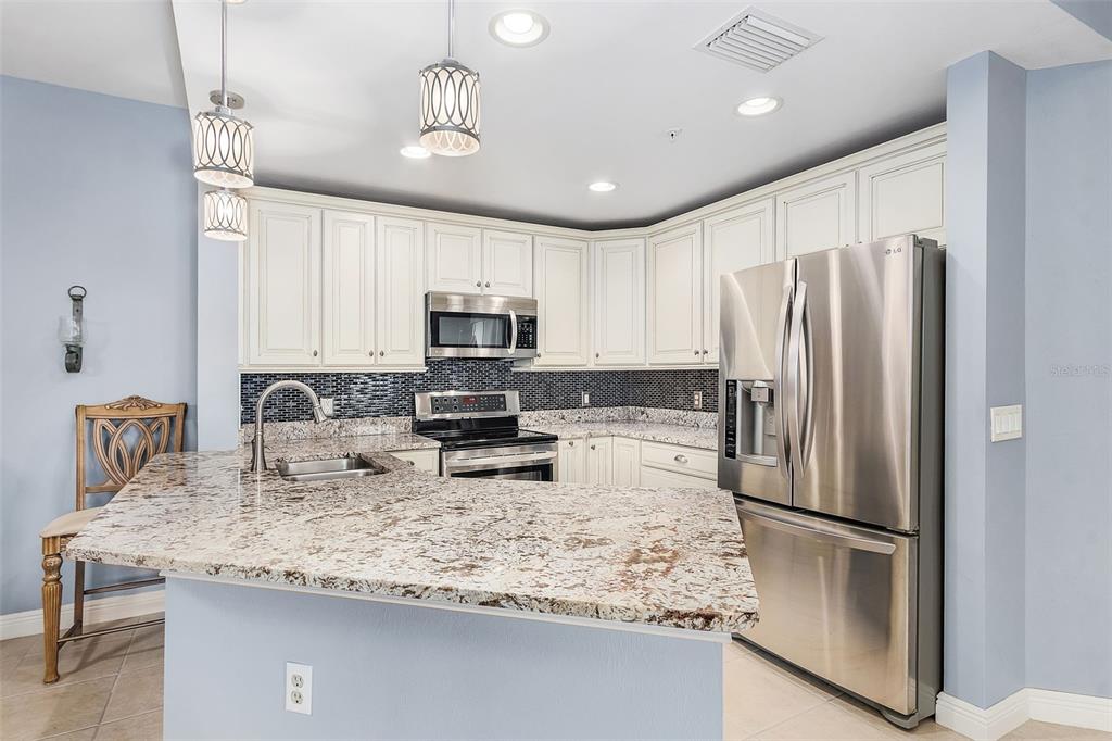 3952 POMODORO CIR #302