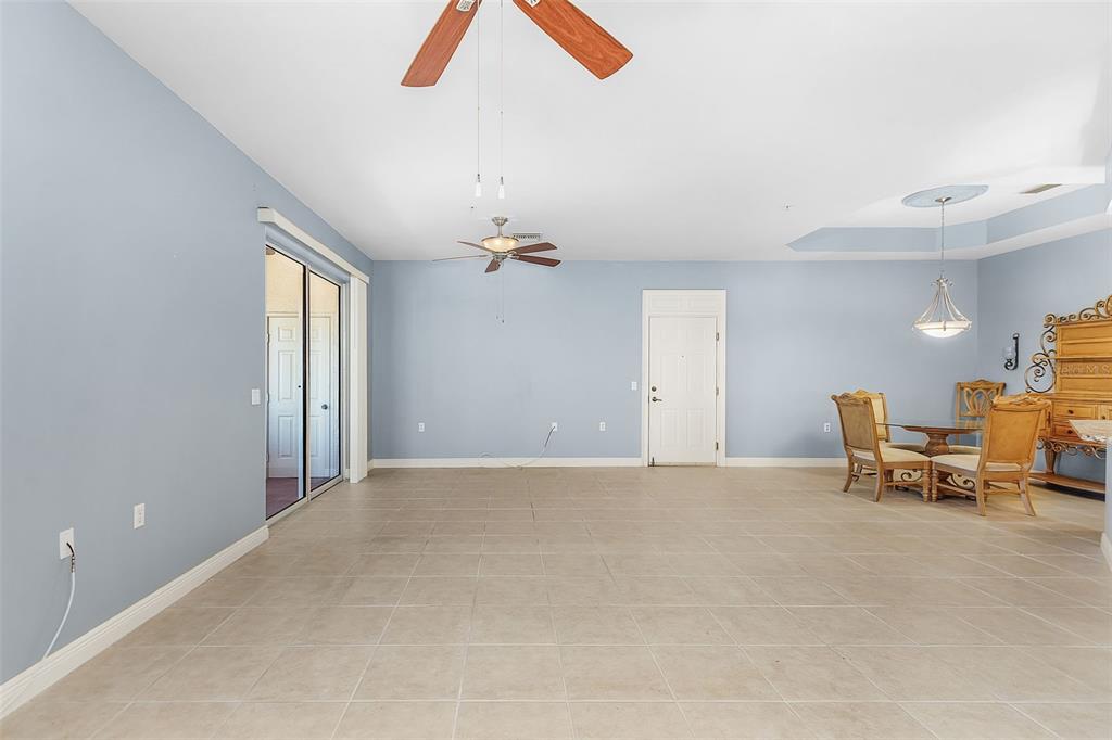3952 POMODORO CIR #302