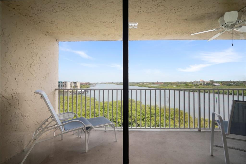 19451 GULF BLVD #607
