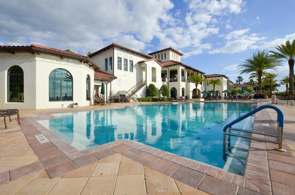 5902 YEATS MANOR DR