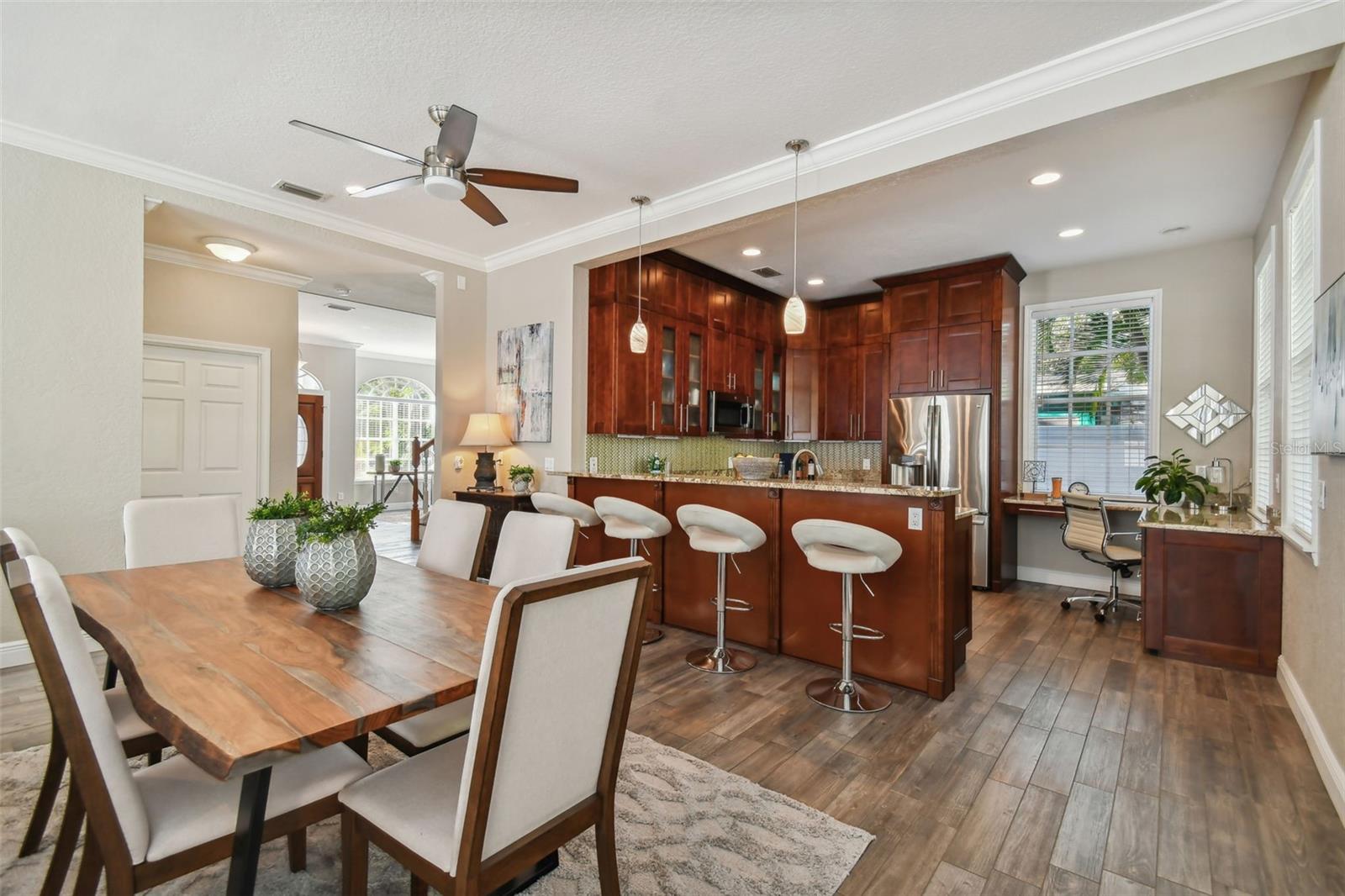 3319 W VILLA ROSA ST