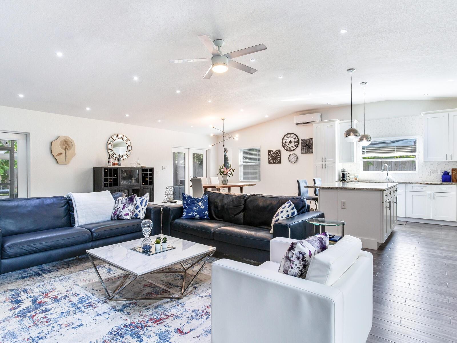 4505 W PRICE AVE