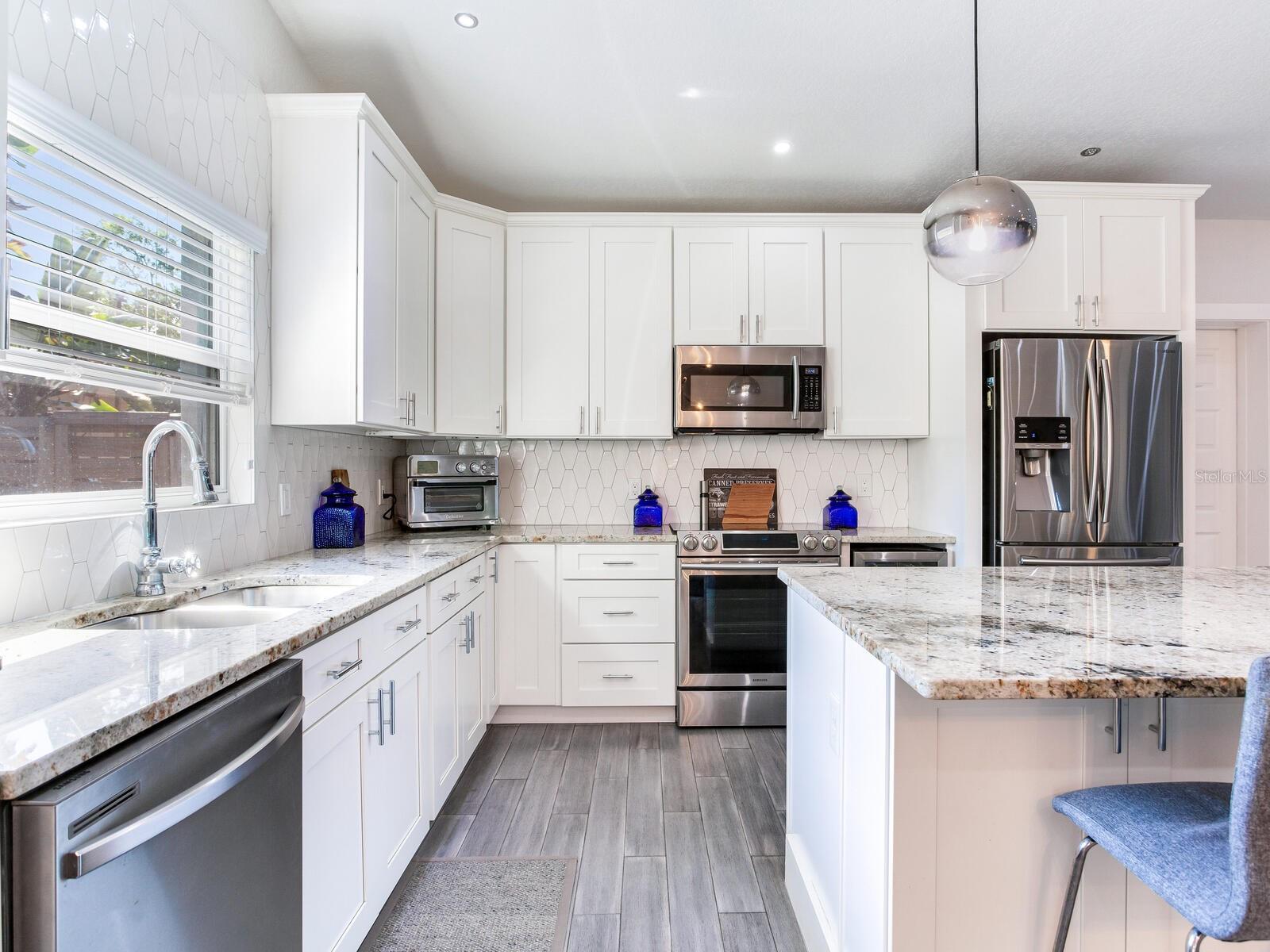 4505 W PRICE AVE