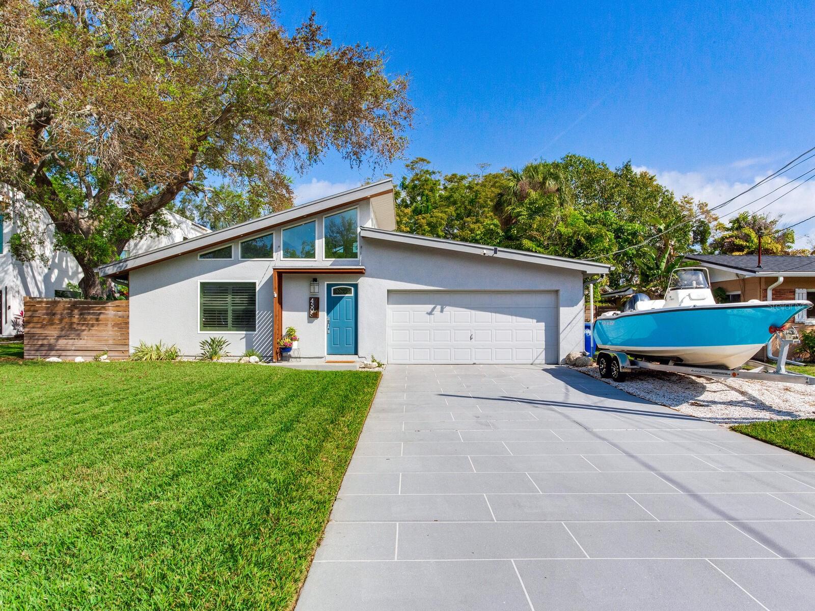 4505 W PRICE AVE