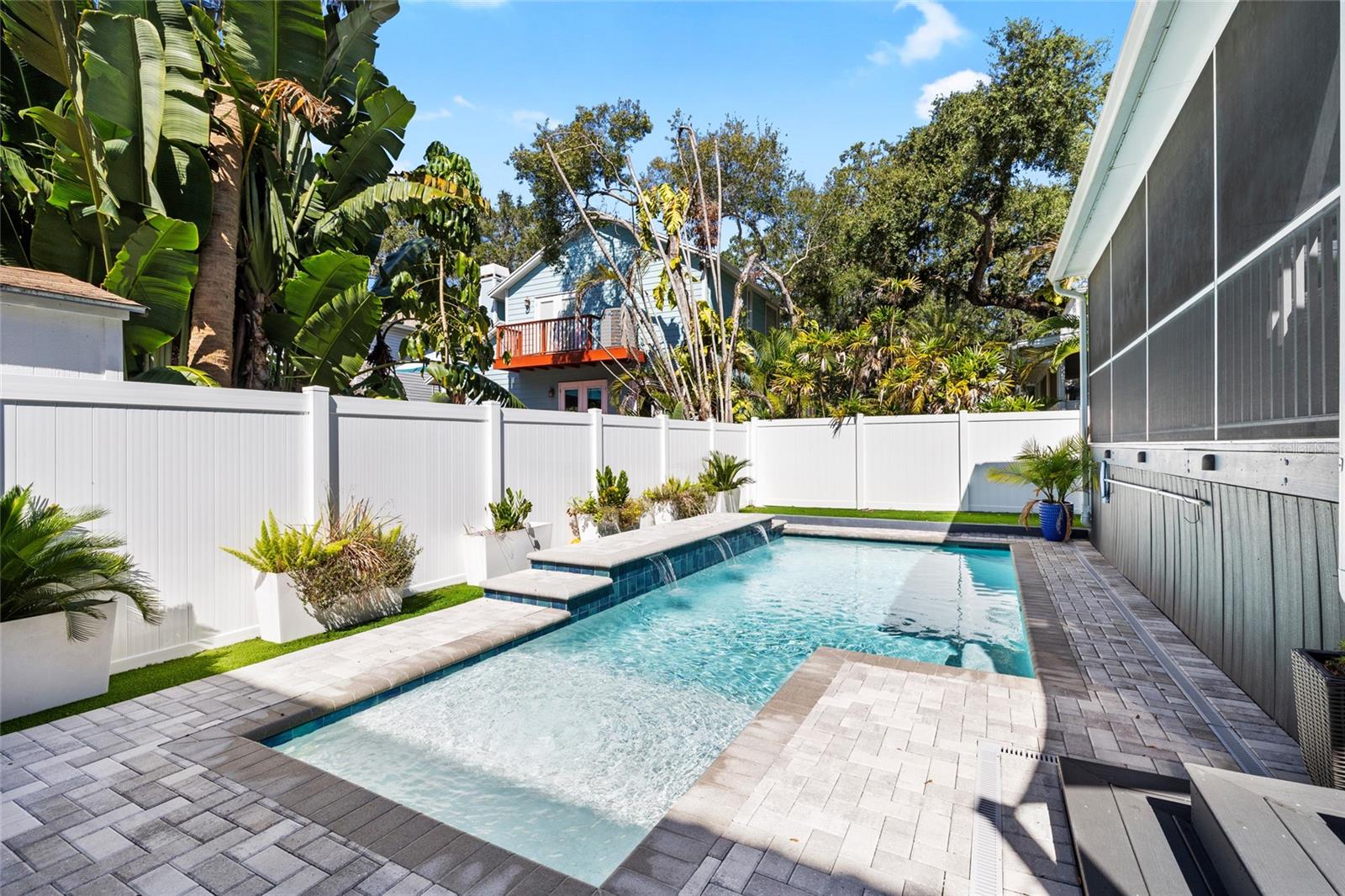 5705 BAYSHORE BLVD