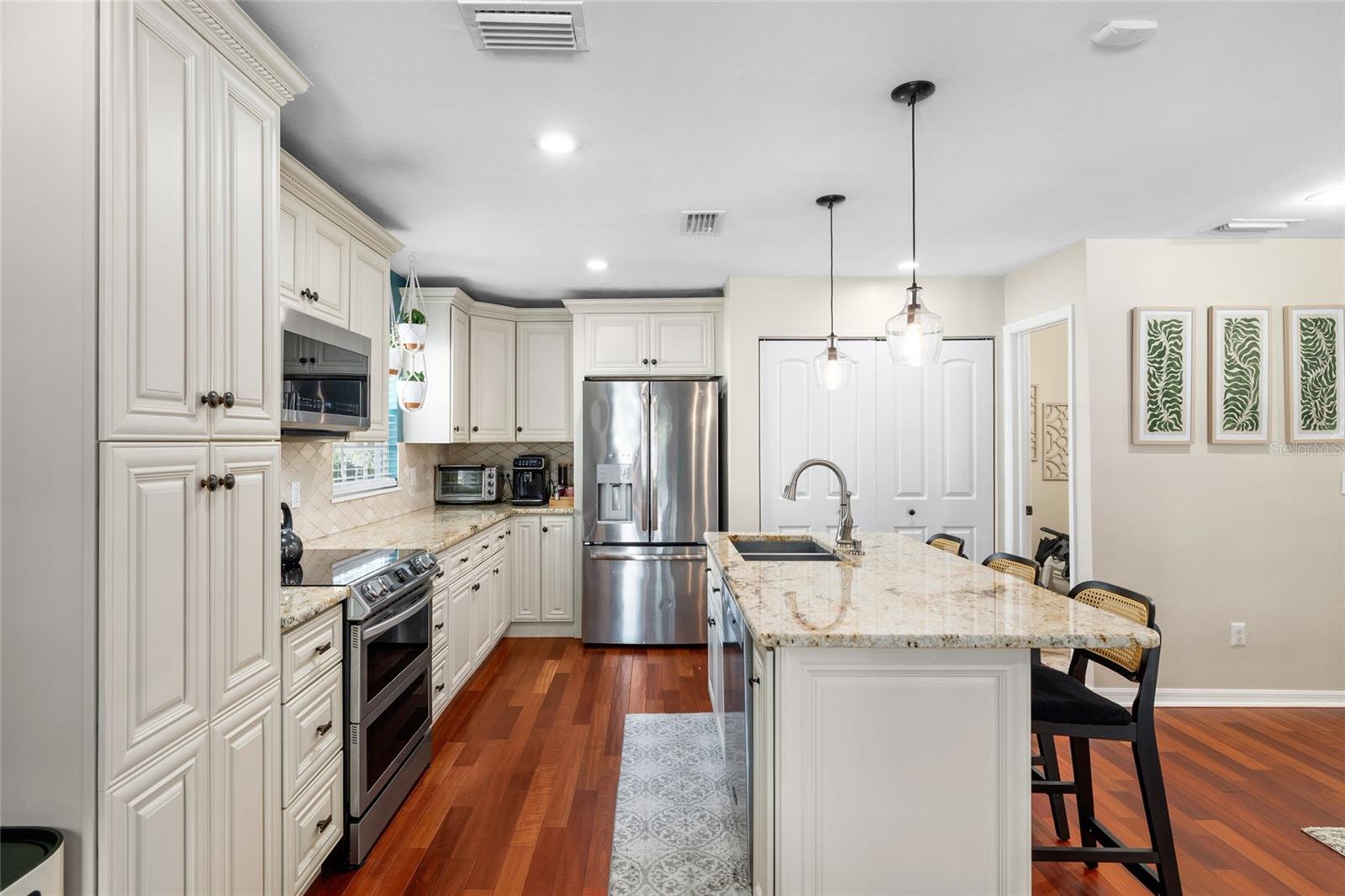 5705 BAYSHORE BLVD