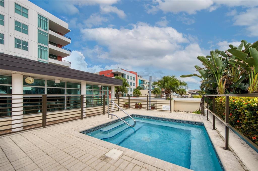 1208 E KENNEDY BLVD #314