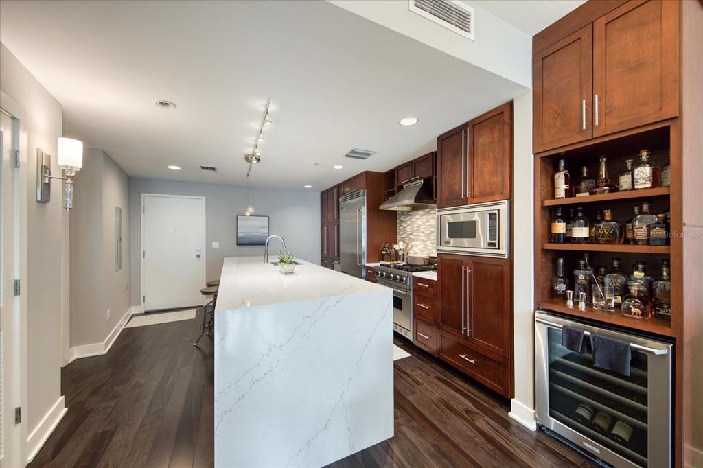1208 E KENNEDY BLVD #314