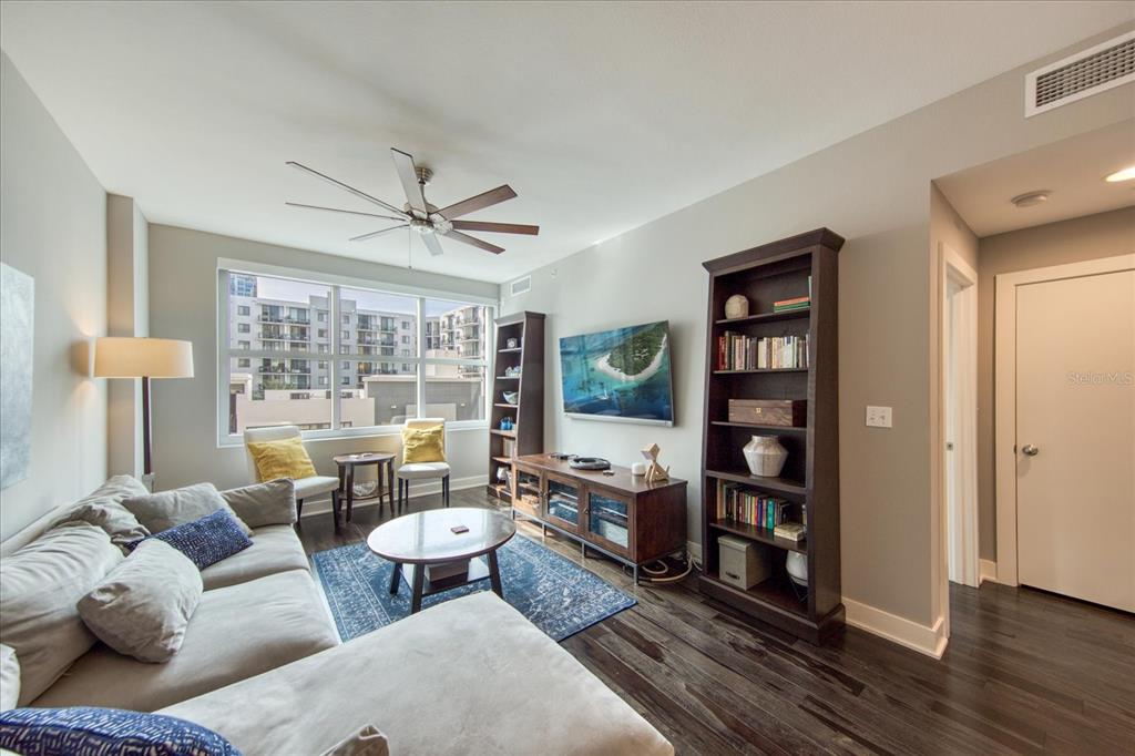 1208 E KENNEDY BLVD #314