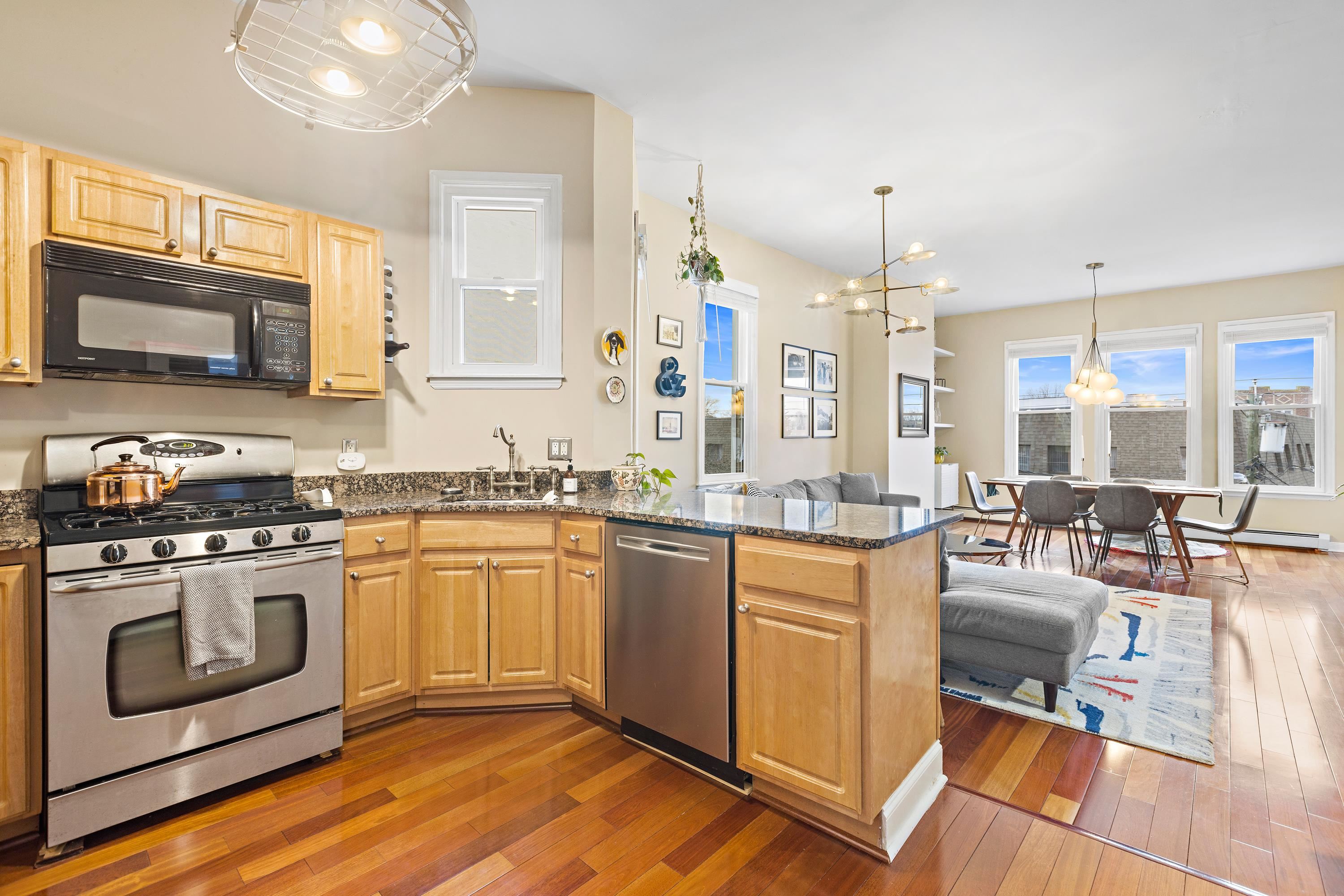 314 PALISADE AVE Unit: #3