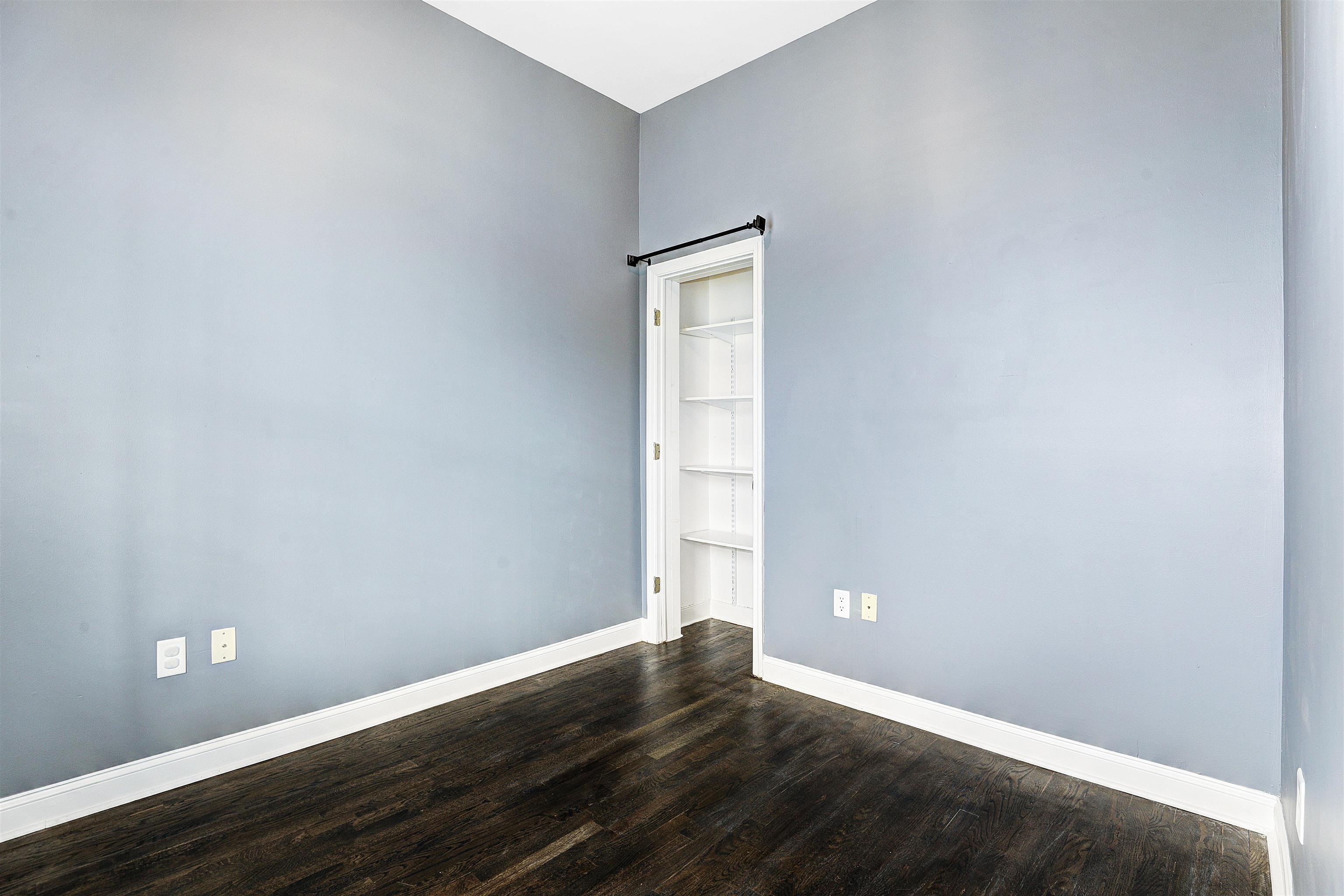 314 PALISADE AVE Unit: 2