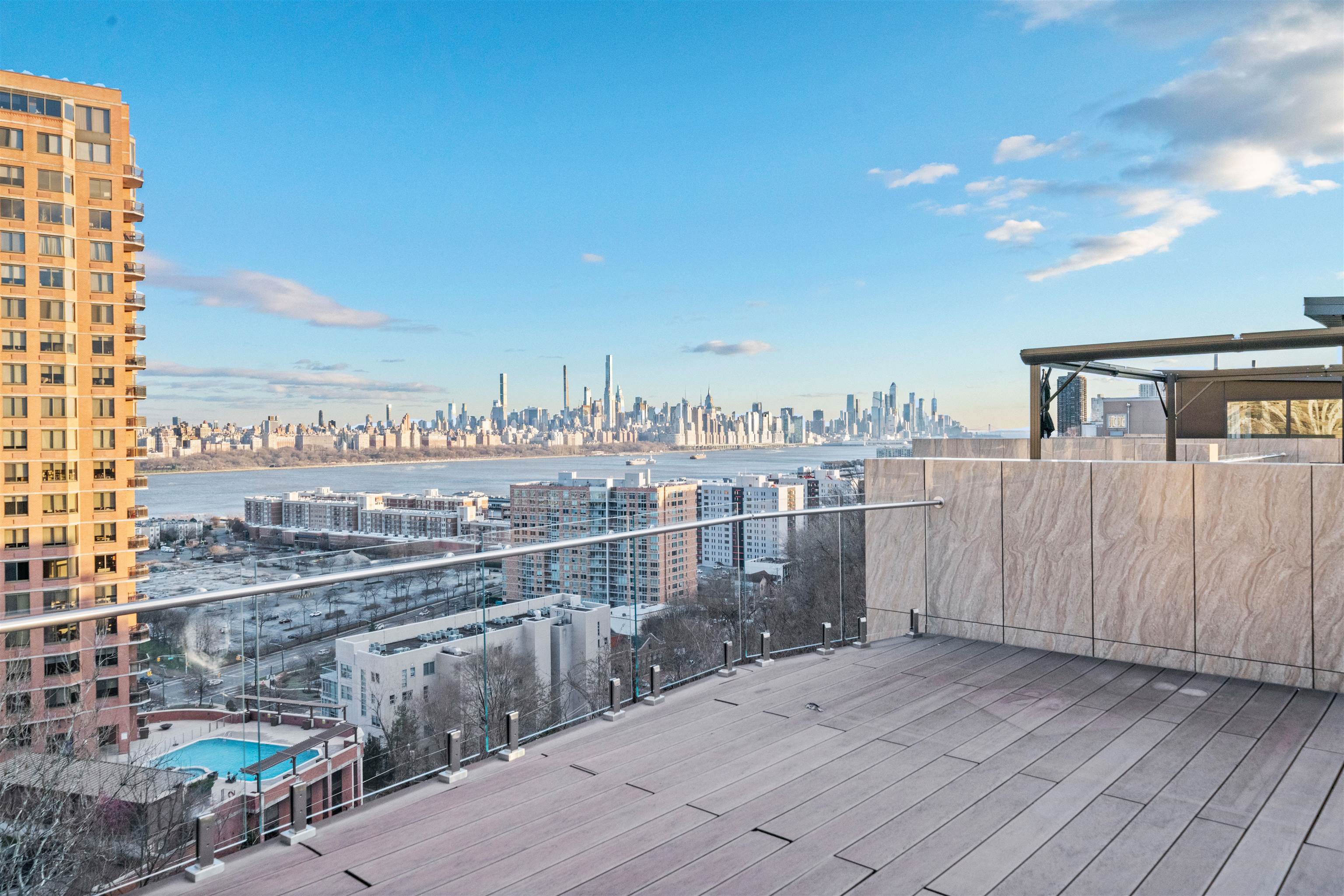 5 WASHINGTON PL Unit: 2