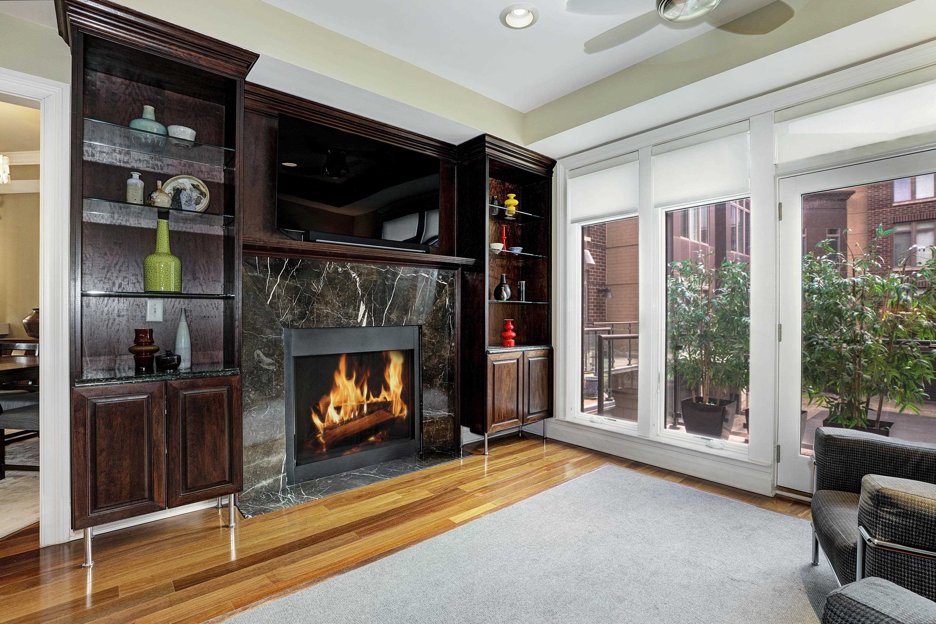 3 HENLEY PL