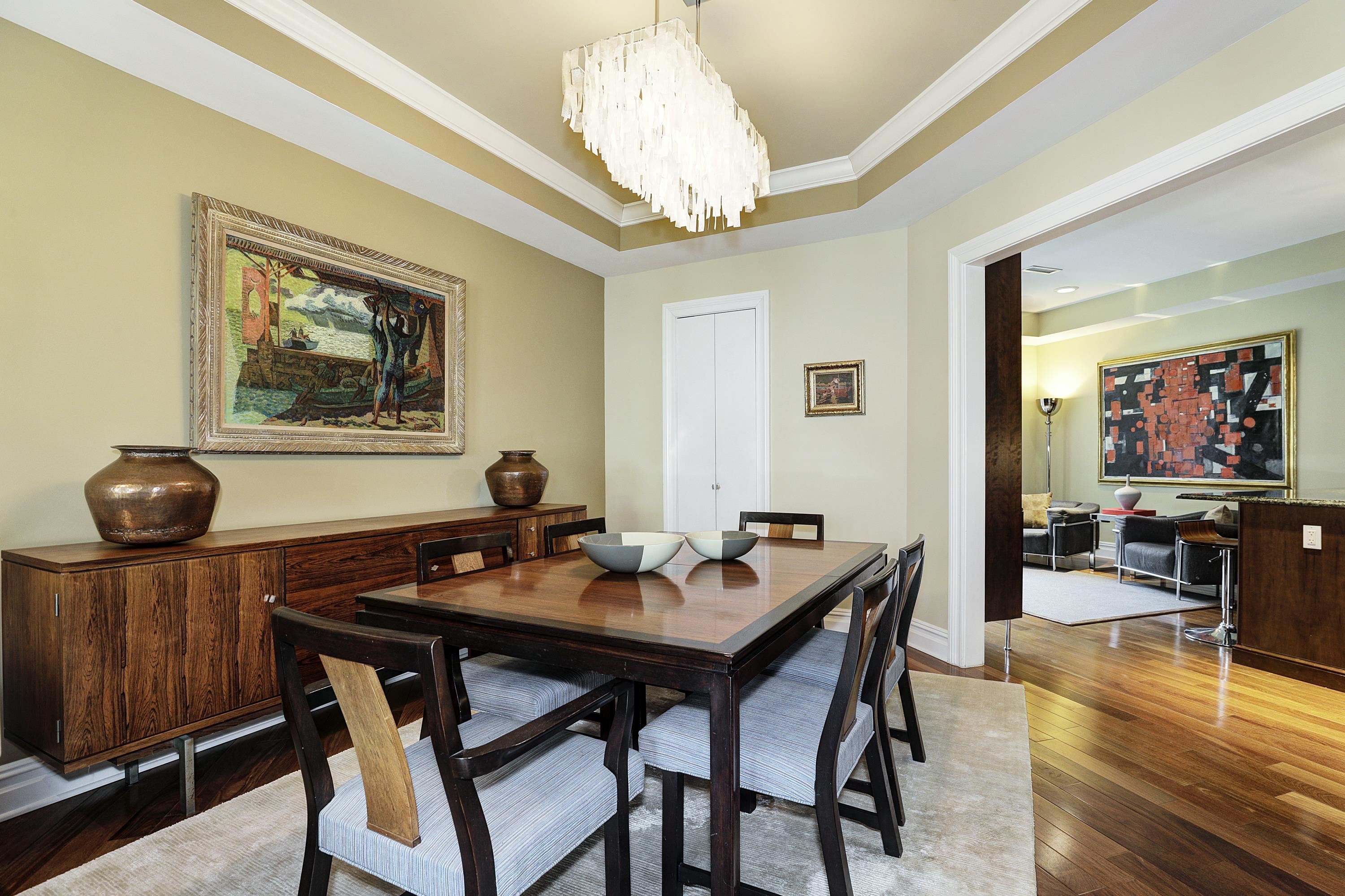 3 HENLEY PL