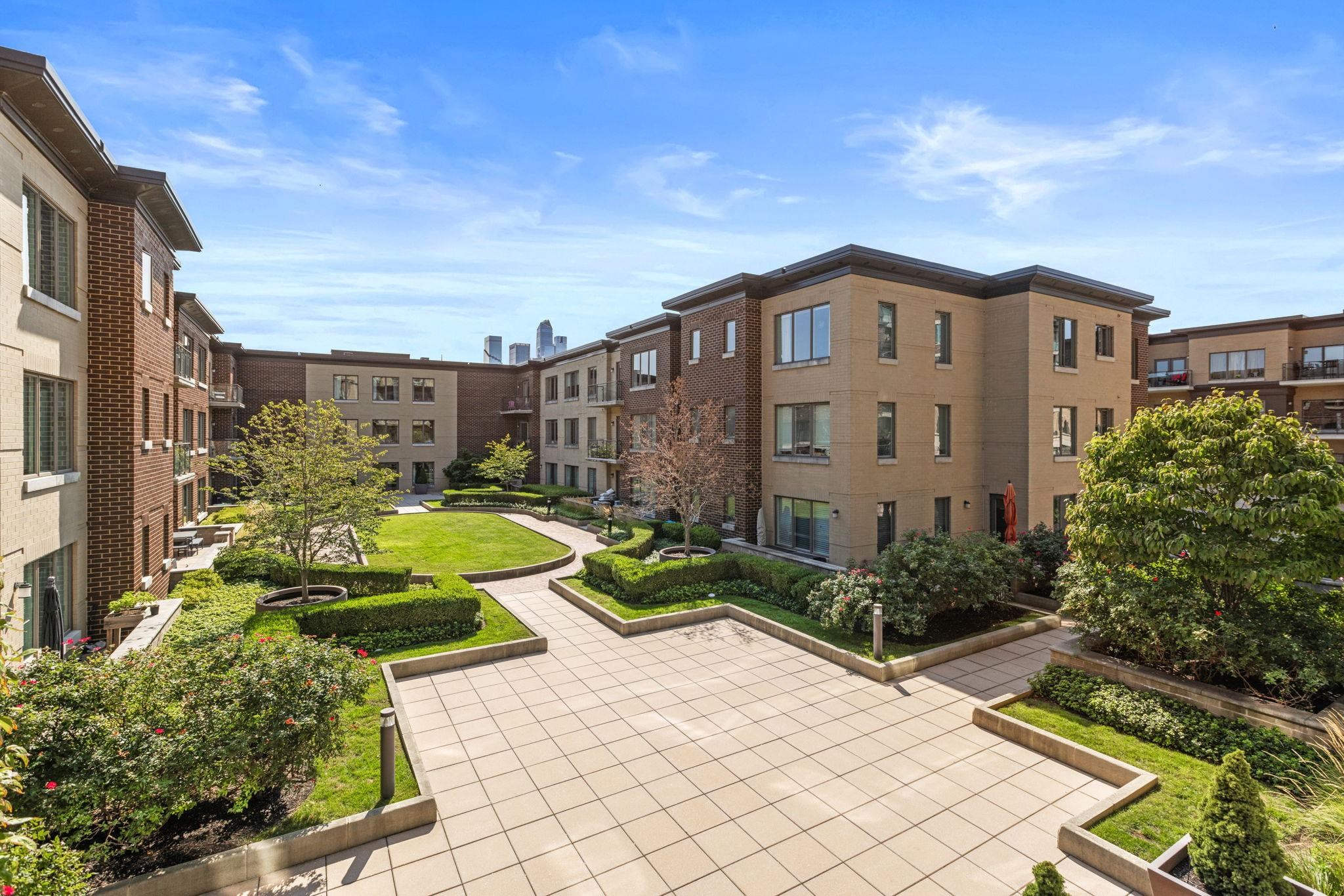 32 ETON ROW Unit: 32