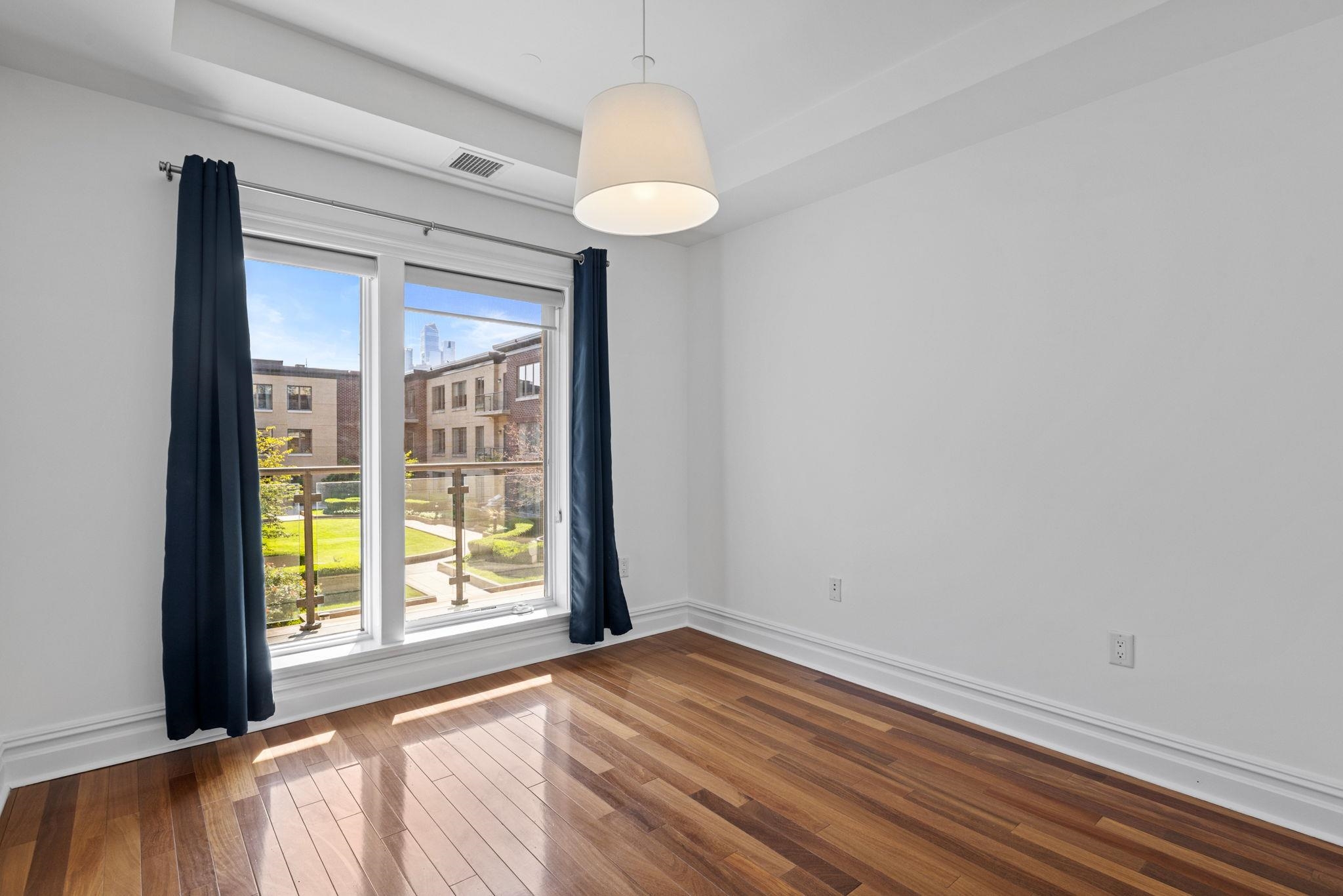 32 ETON ROW Unit: 32
