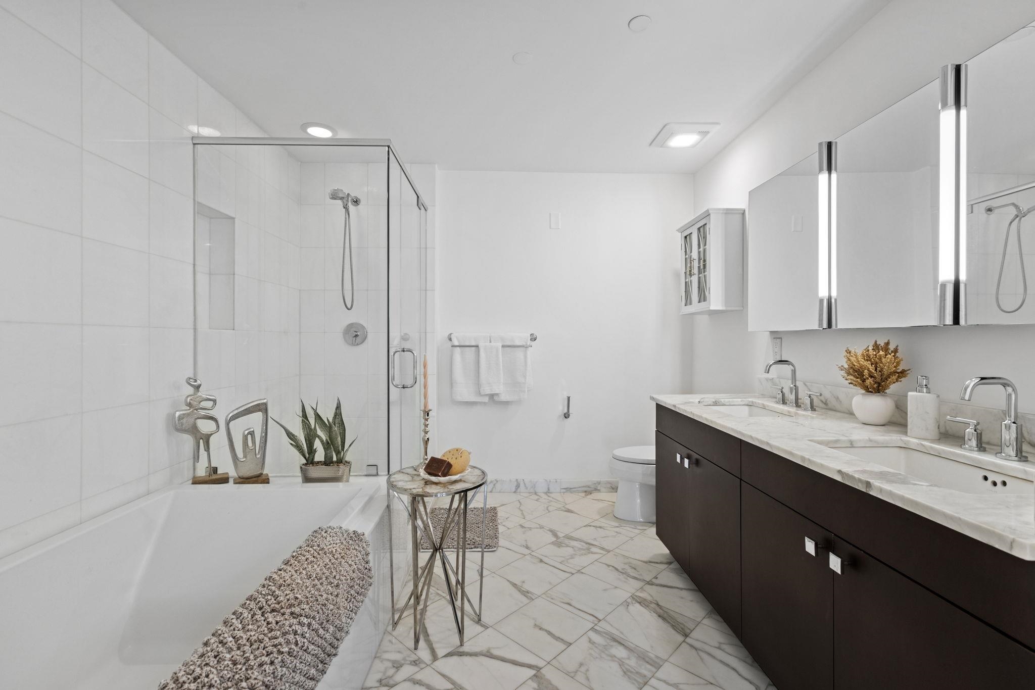 32 ETON ROW Unit: 32