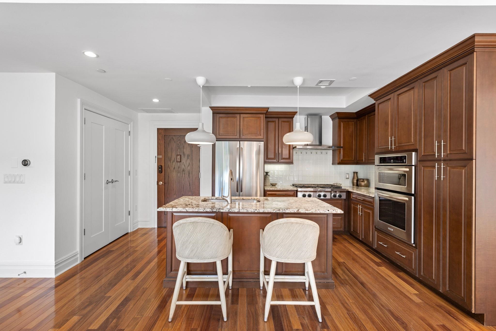 32 ETON ROW Unit: 32