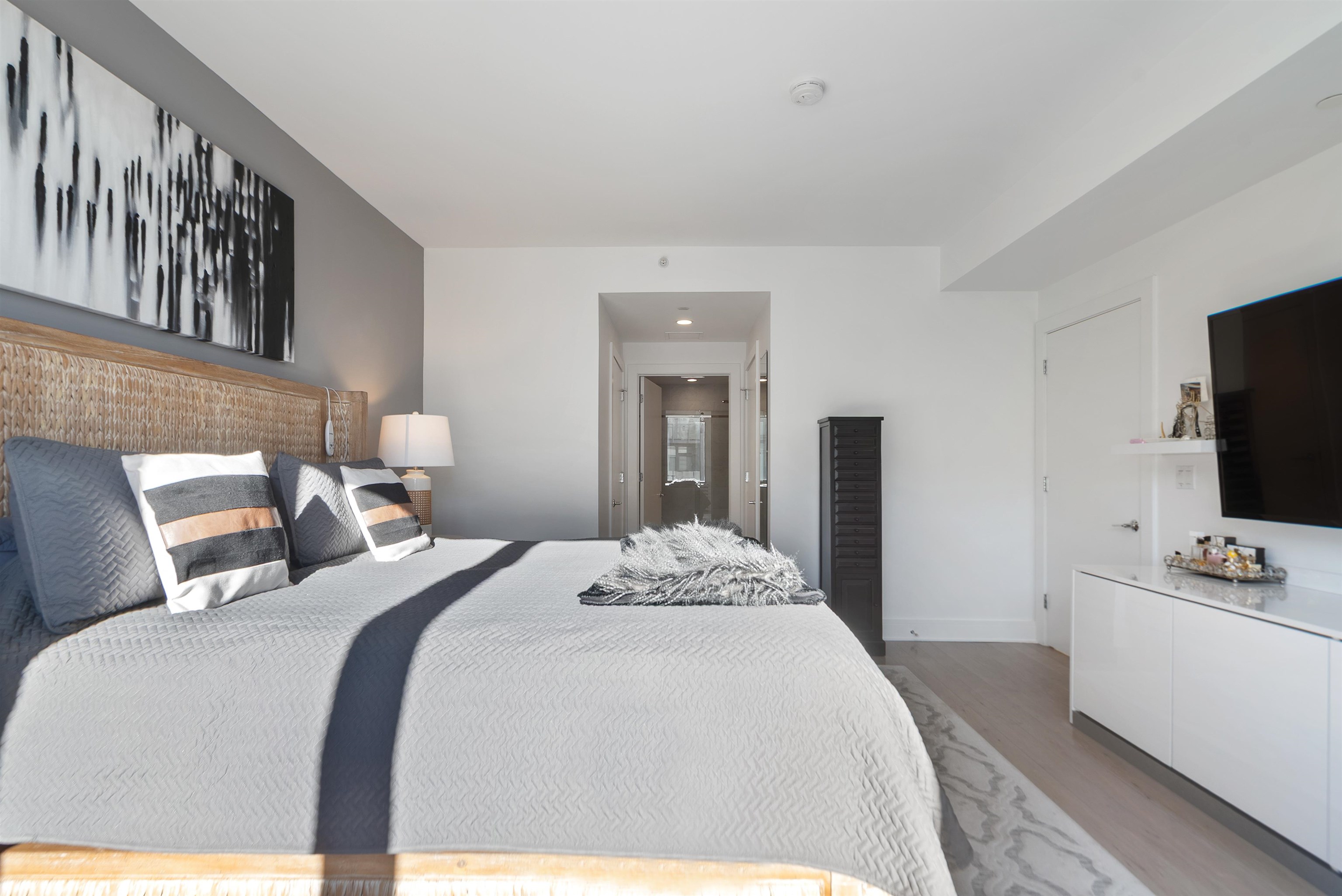 9 AVENUE AT PORT IMPERIAL Unit: #1110