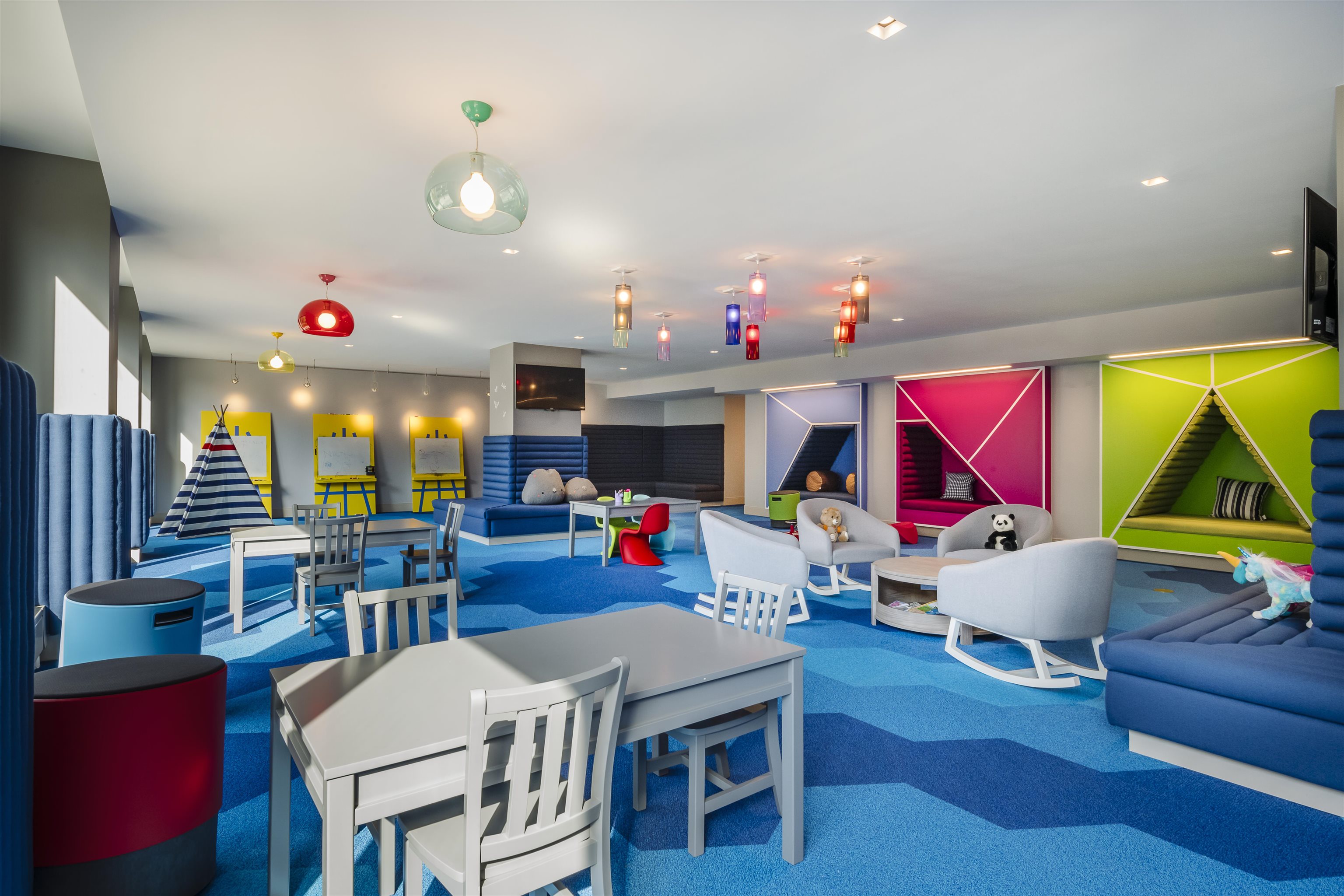 9 AVENUE AT PORT IMPERIAL Unit: #910