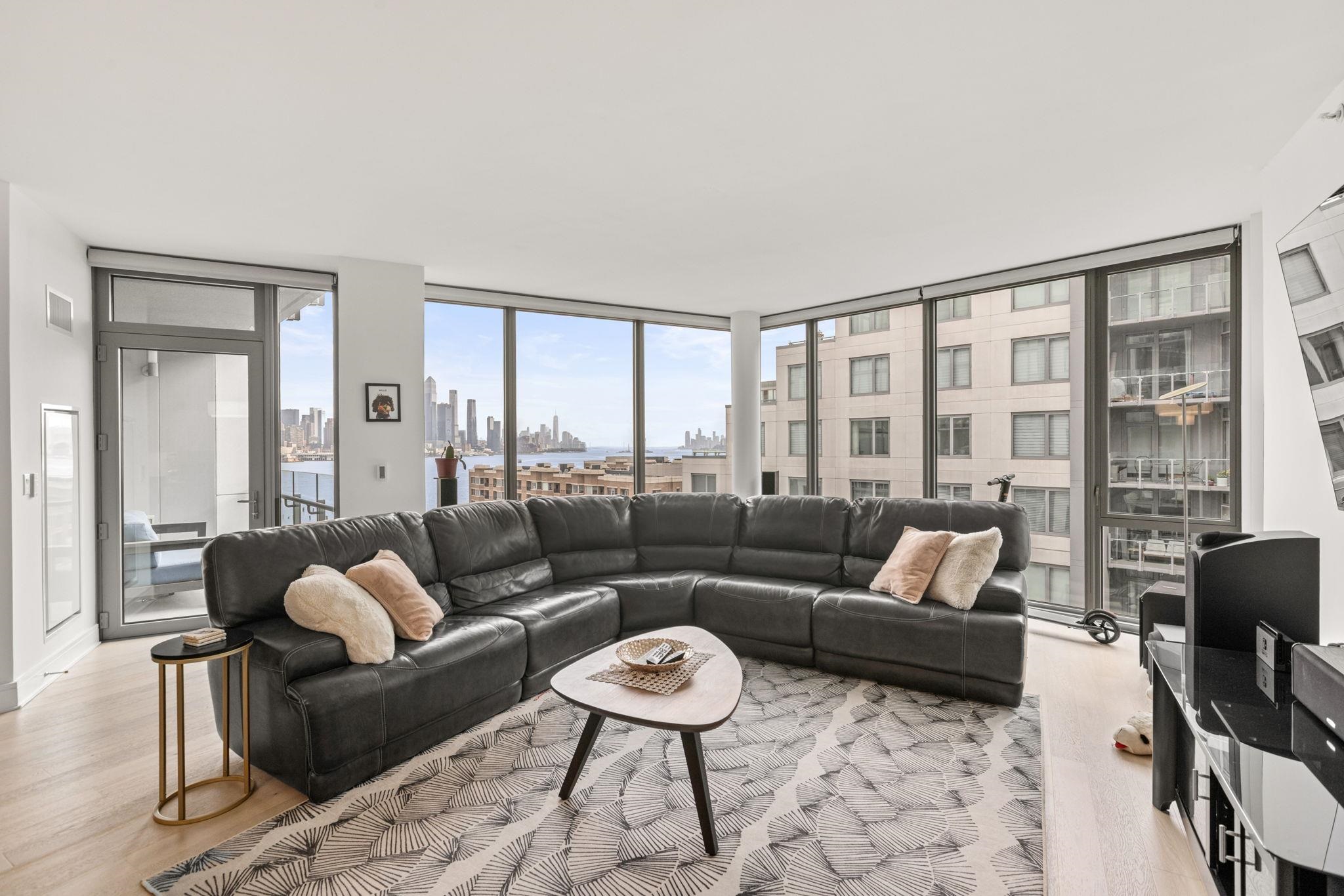 9 AVENUE AT PORT IMPERIAL Unit: #910