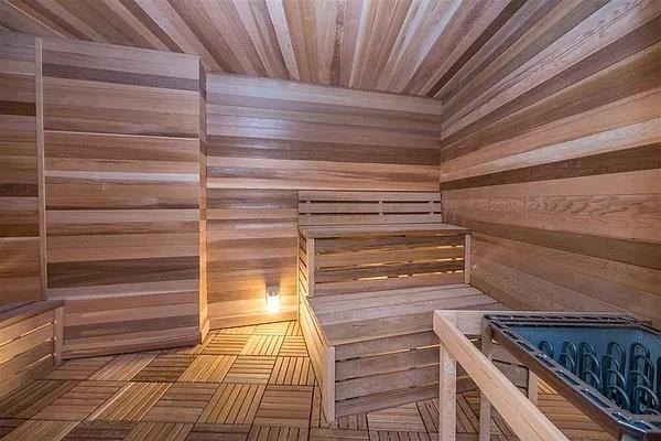 9 AVENUE AT PORT IMPERIAL Unit: #910