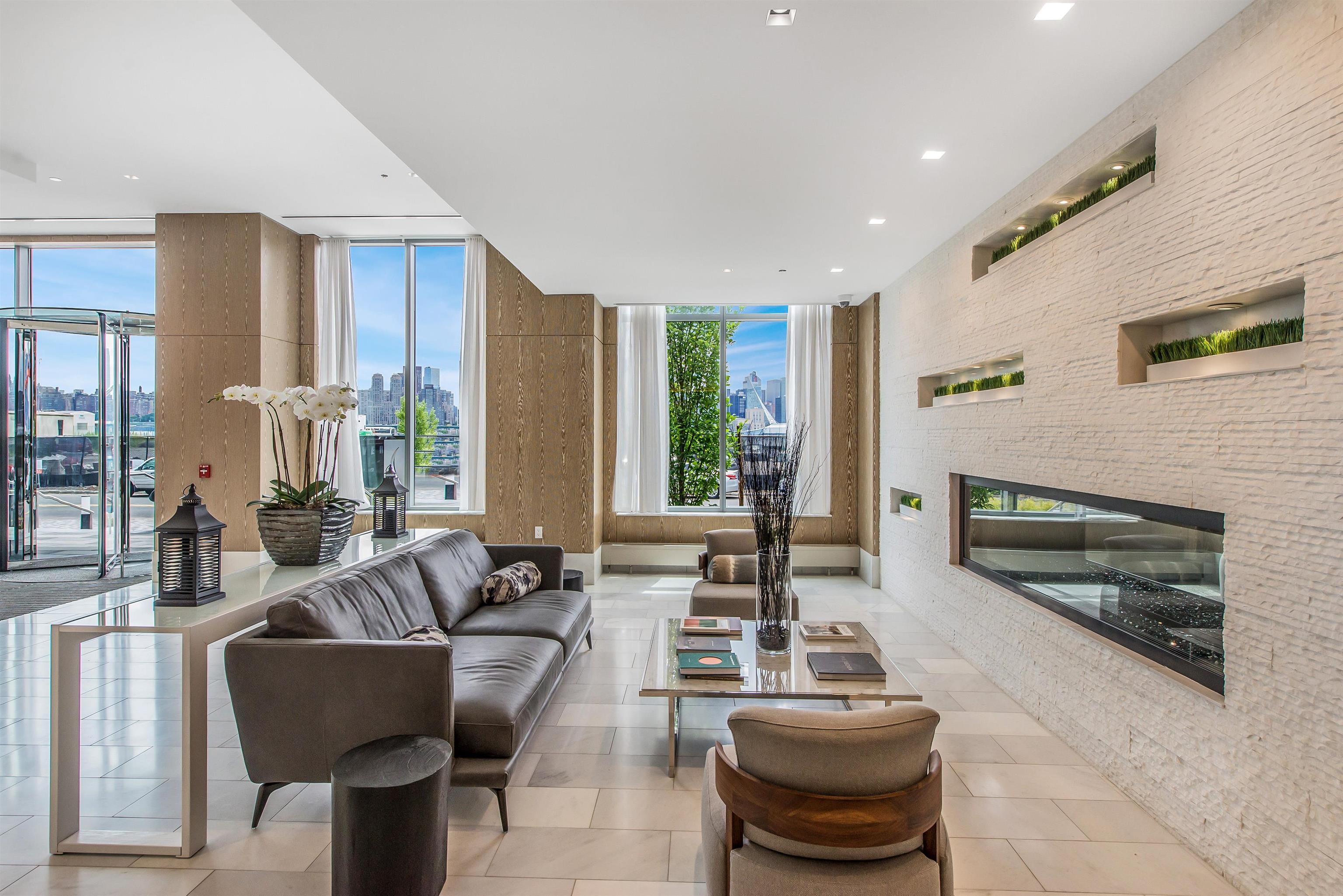 9 AVENUE AT PORT IMPERIAL Unit: #910