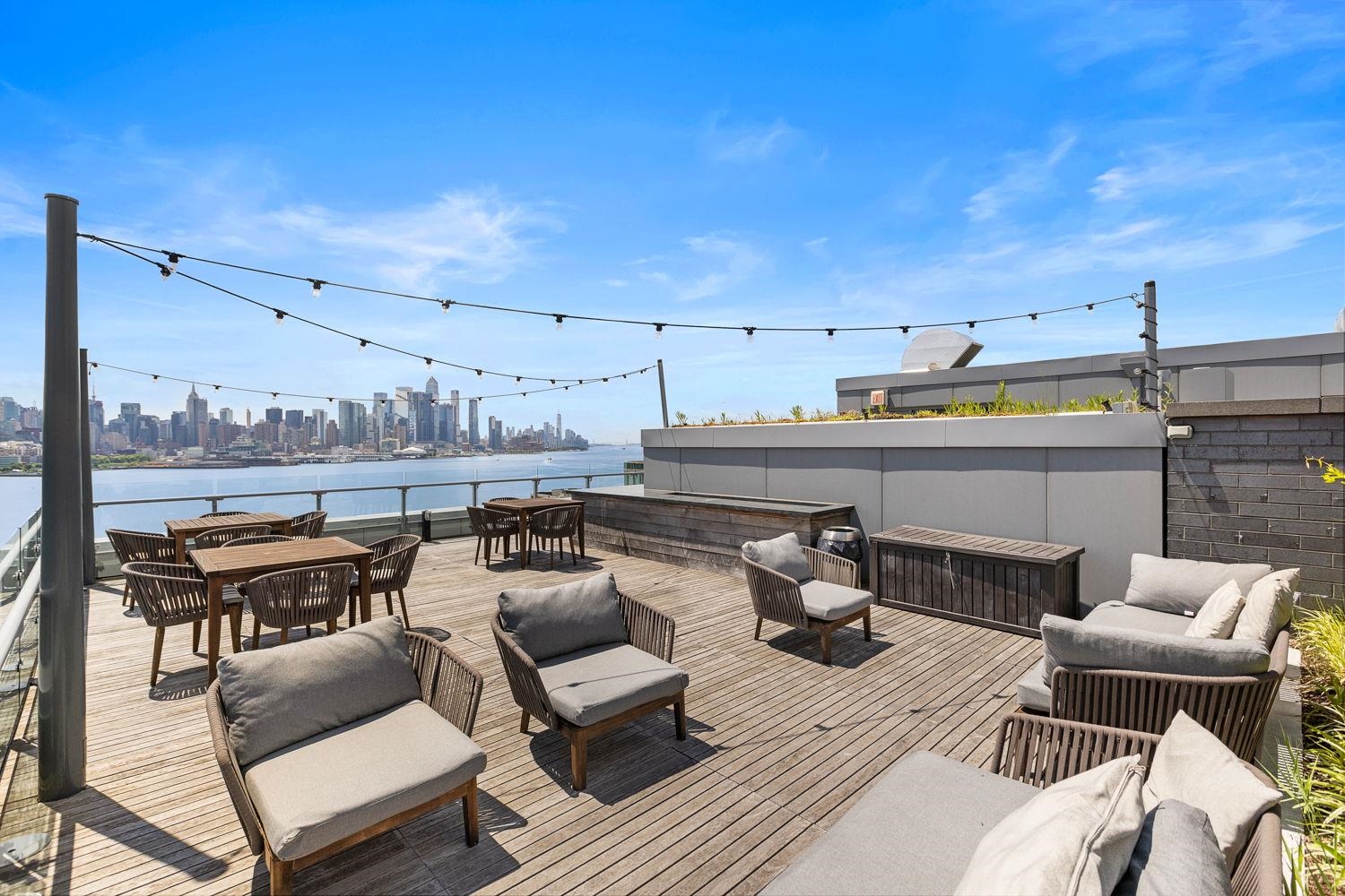 9 AVENUE AT PORT IMPERIAL Unit: #910