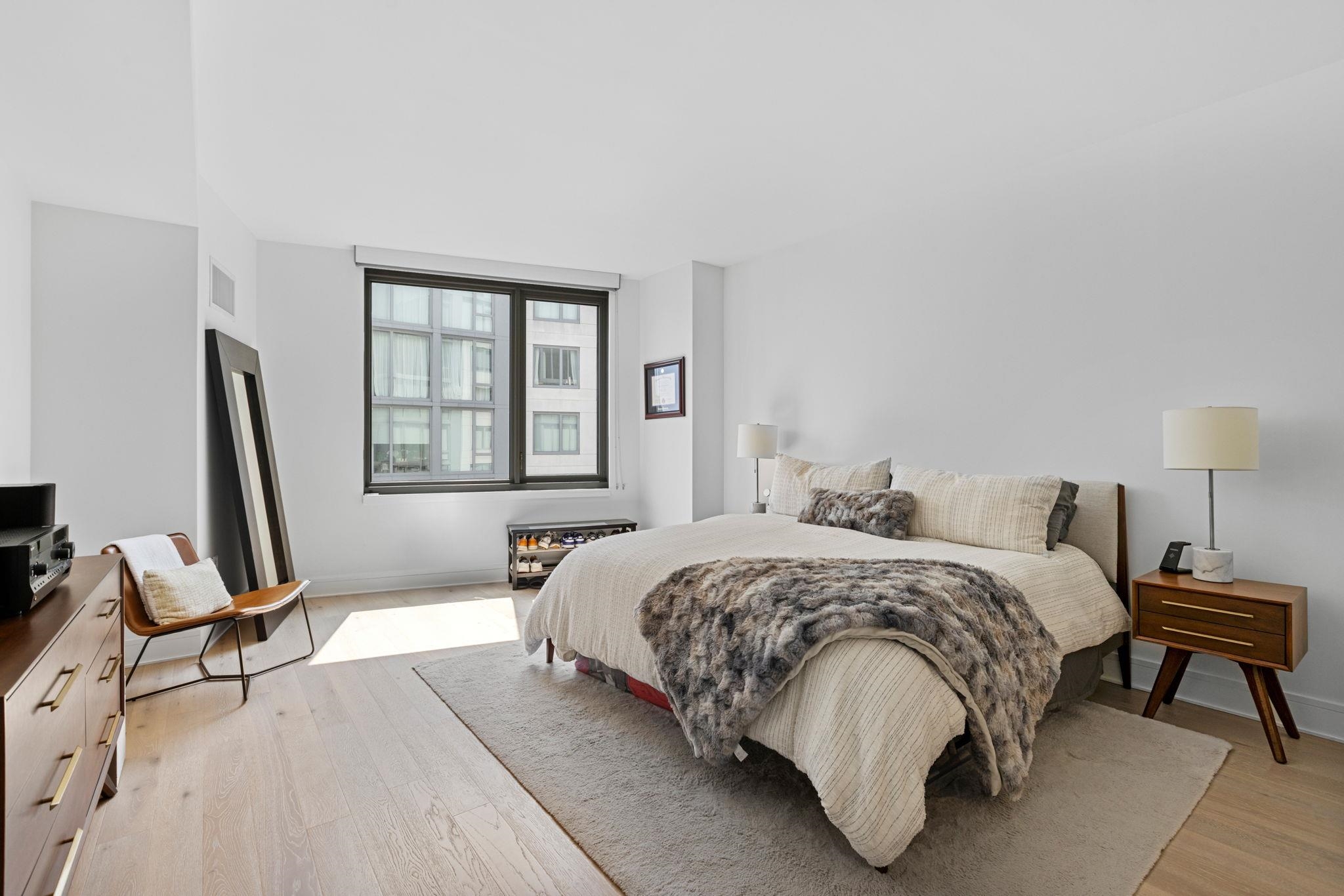 9 AVENUE AT PORT IMPERIAL Unit: #910