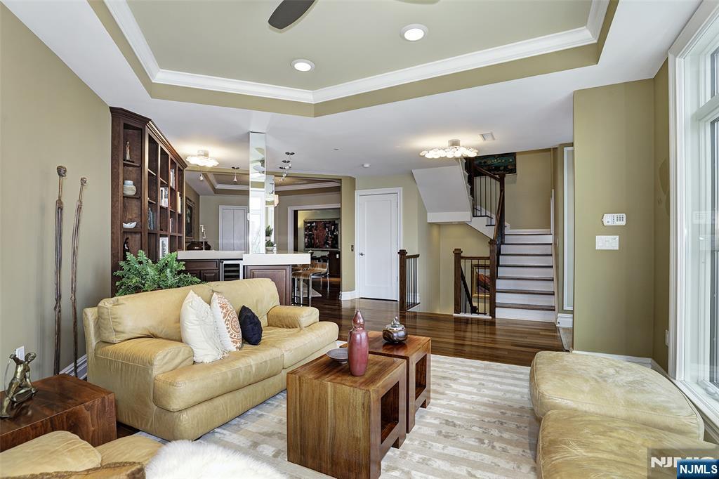3 Henley Place D
