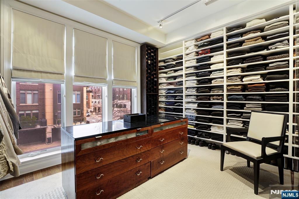3 Henley Place D
