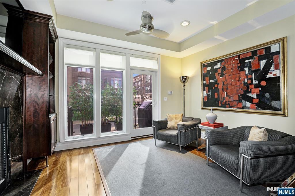 3 Henley Place D