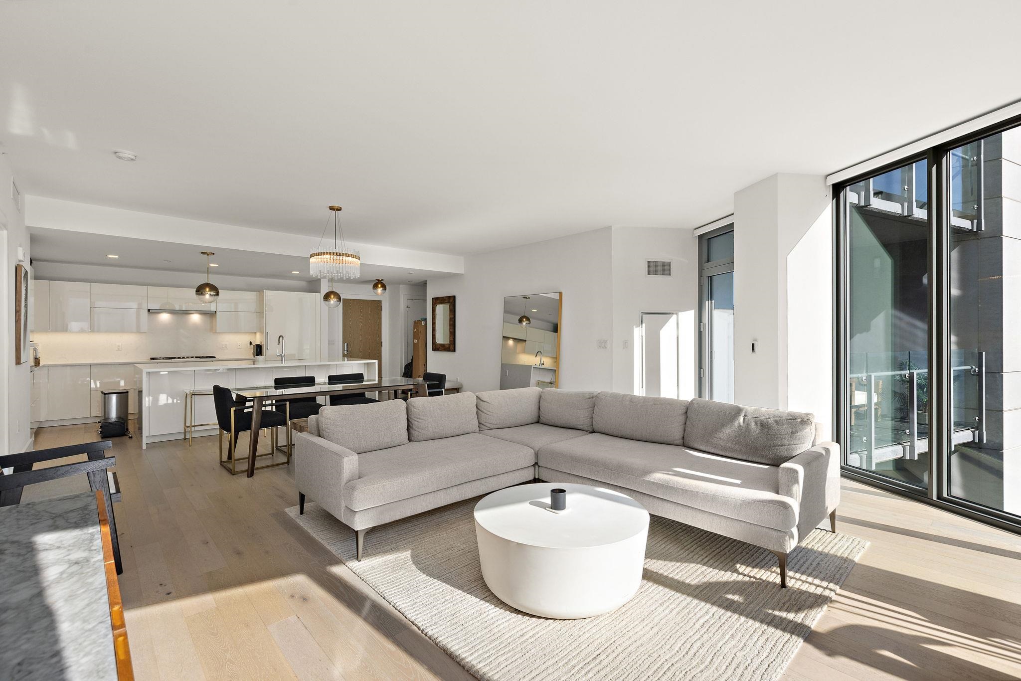 9 AVENUE AT PORT IMPERIAL Unit: 911